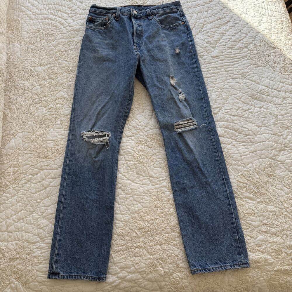 Levi’s 501 Womens 28 X 30 Distressed Blue Denim